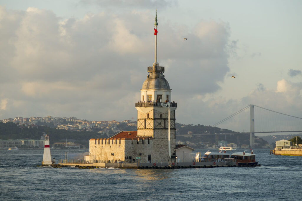 Anlaşmalı otel ve seyahat seçenekleri yakında açıklanacaktır.